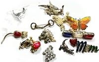 Large Group of Vintage Pins/Brooches