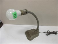 VINTAGE CAST BASE INDUSTRIAL LAMP