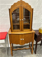 Vintage Oak Hutch/Cabinet