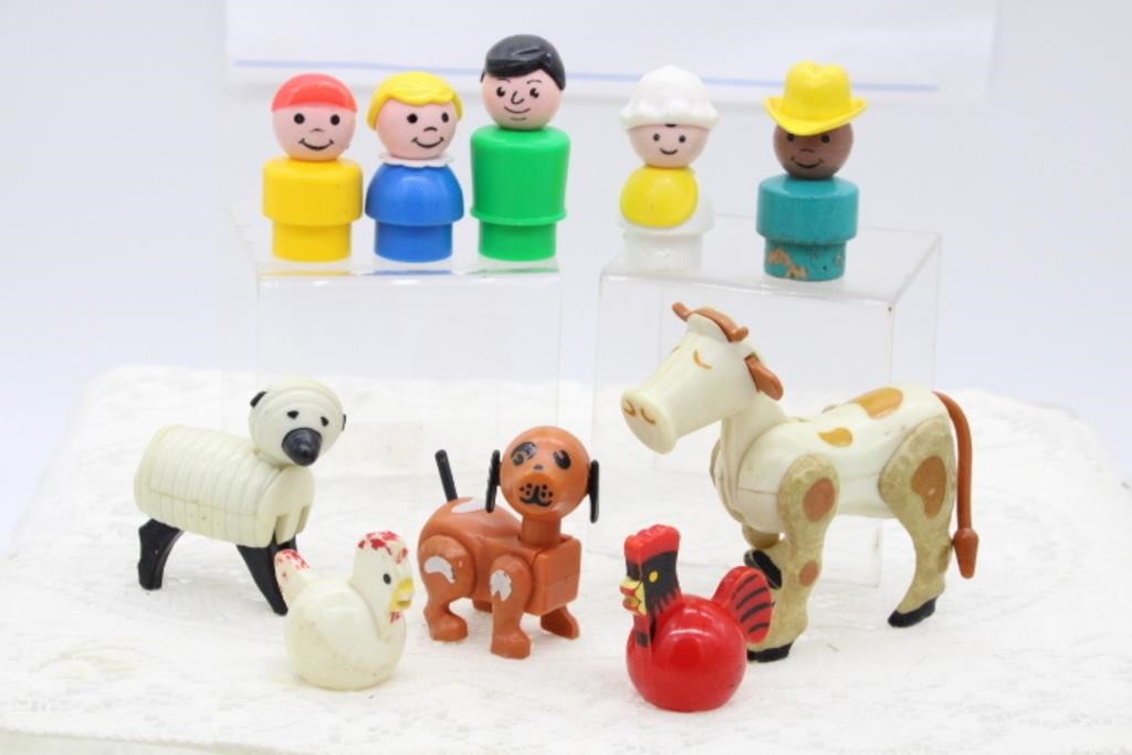 FISHER PRICE FIGURES & ANIMALS