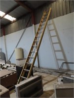 Electro Master Fibreglass Extension Ladder