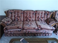 Nice floral mauve couch