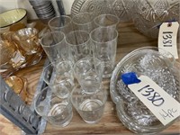 14 Pcs Glassware - Cups - Tumblers - Plates