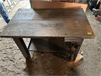 Wooden Workbench w/Vise