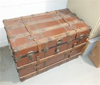 IMMIGRANT TRUNK WITH INSERT