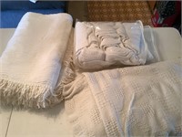 3 bed spreads 1 is chenille