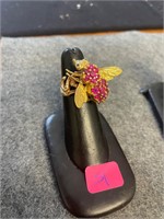 Extremely Detailed 18K Ruby Bee Ring