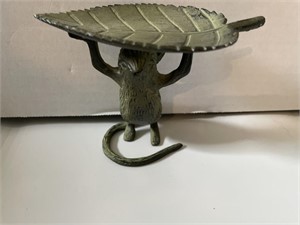Metal Mouse Holding Leaf 3.5" Tall