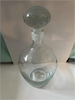 10.5" Clear Glass Decanter W/ Large Thick Stopper