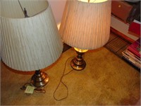 2 - MATCHING LAMPS / LR