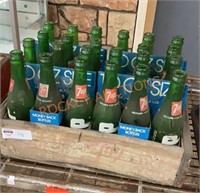 Vintage 7-Up, crate, and 7-Up bottles