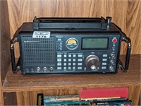 Grundig Satellit 750 AM/FM stereo receiver