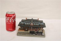 Danbury Mint 1993 Bethlehem Railroad Station