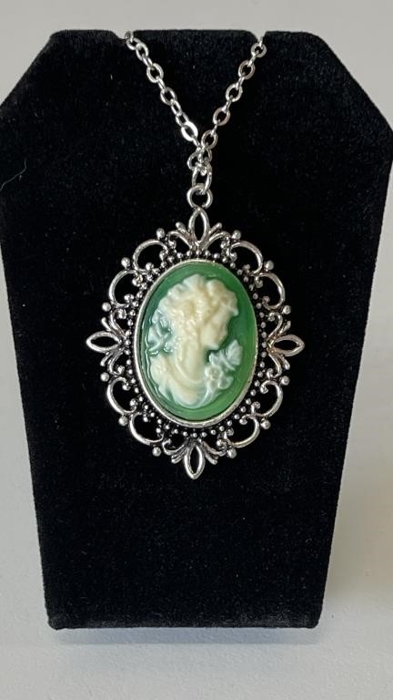 Cameo Pendant with Chain