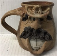 POTTERY DECORATIVE MAN COFFEE MUG