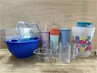 Box of kitchen storage containers/ glasses and