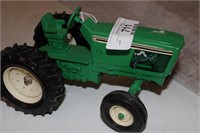 JOHN  DEERE TRACTOR