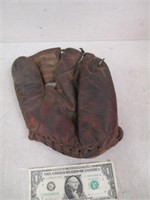 Old Baseball Glove Mitt