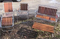 Wood/aluminum folding lawn chair set: