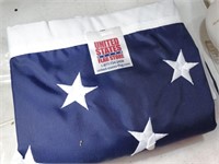 New in Bag 5Ft x 3Ft U.S. Flag