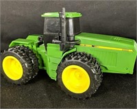 Ertl John Deere 8960 Tractor