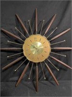 Mid-Century Modern Lux 8 Day Wall Clock 5230 Serie