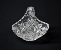 Pinwheel Crystal Basket 5"