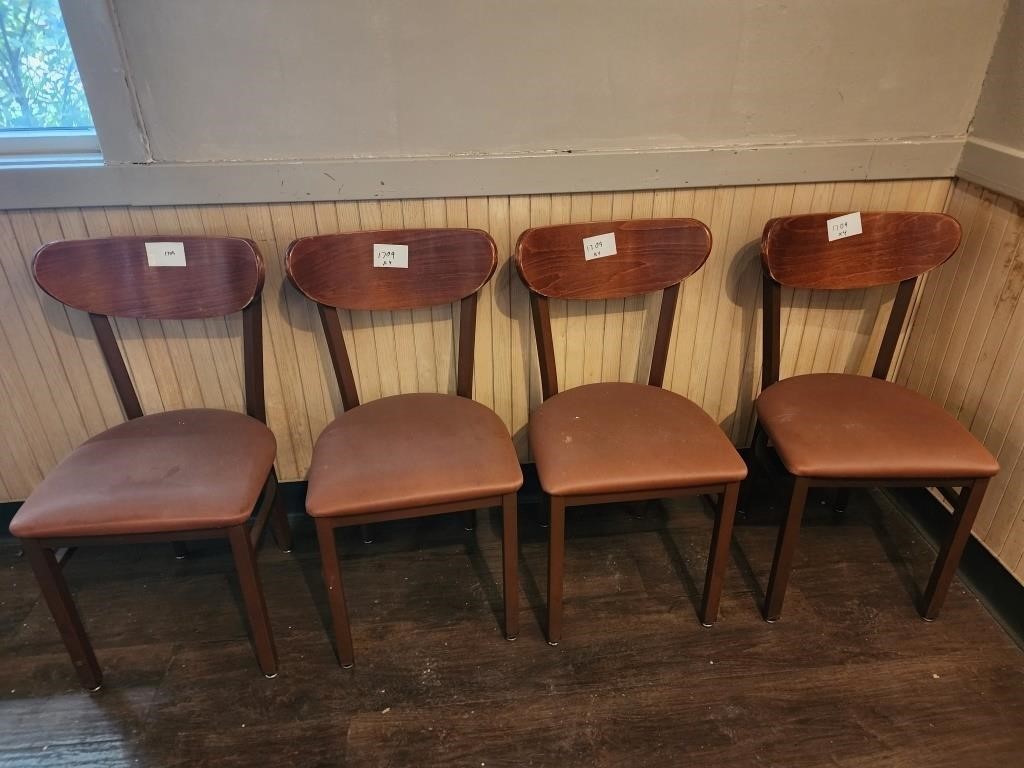 Bid X 4 : Nice Restaurant Dinning Chairs