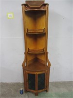 Ancien meuble de coin en bois avec armoire