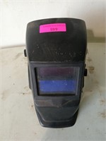 Chicago Electric auto darkening welding hood