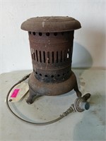 Small metal gas heater