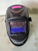 Well built auto darkening welding hood