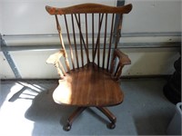 SOLID WOOD OFFICE CHAIR