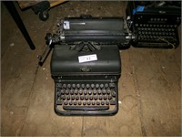 Royal type writer