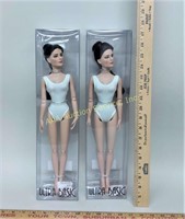 2 Tonner Ultra Basic Dolls