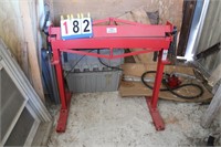 CENTRAL MACHINERY 36" METAL BRAKE