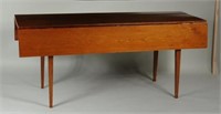 Pine Country Hepplewhite Style Harvest Table