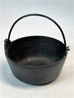 Cast iron pot 3”6