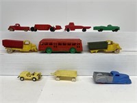 Toy train layout plastic vehicles