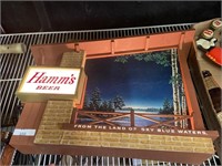 hamms beer from the land of sky blue waters