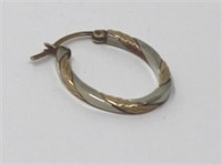 1 10K STAMPED GOLD HOOP EARRING