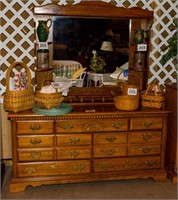 Dresser & mirror 73 t x 18" x 63"