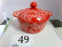 BLUR HARBOR RED AND WHITE LIDDED CASSEROLE