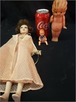 3)dolls