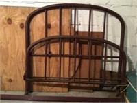 Vintage bed frame- full size