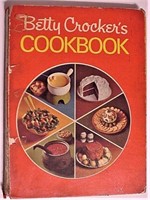 Betty Crocker's1970 Cookbook RARE Pie-Section