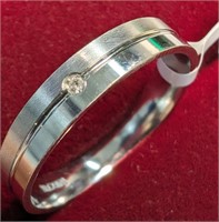 $1600 10K  Diamond(0.05ct) Ring