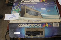 VTG COMMODOE 64 COMPUTER, ALL ACCS, 2 GAMES