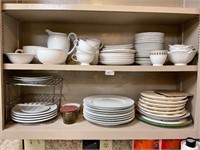 Corelle and other assorted dishes 406-407