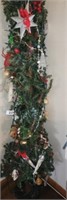"CHARLIE BROWN" PENCIL CHRISTMAS TREE
